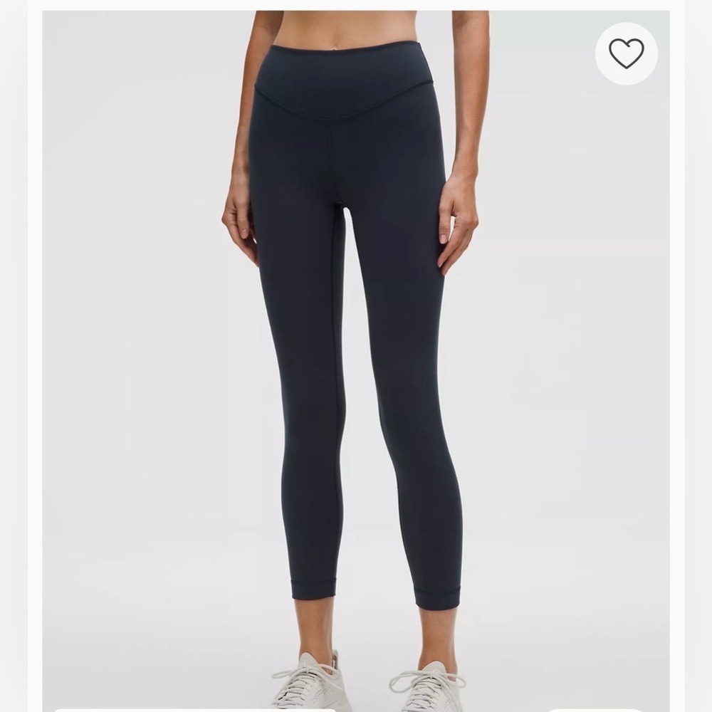 NWT Wunder Under Smooth Cover High-Rise Tight 25" True Navy Leggings Size 6